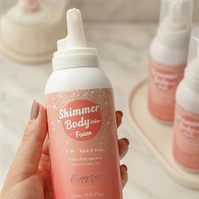 با-خامه-بدن-شاین-دار-در-مراسم-هاتون-مثل-الماس-بدرخشید