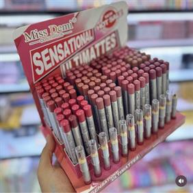 رژلب مدادی مخملی میس دمی