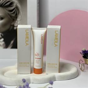 کرم-ضد-آفتاب-لامیلا-بیرنگ-هست-و-از-اشعه-های-خطرناک-جلوگیری-می-کند-و-باعث-جوش-نمیشه